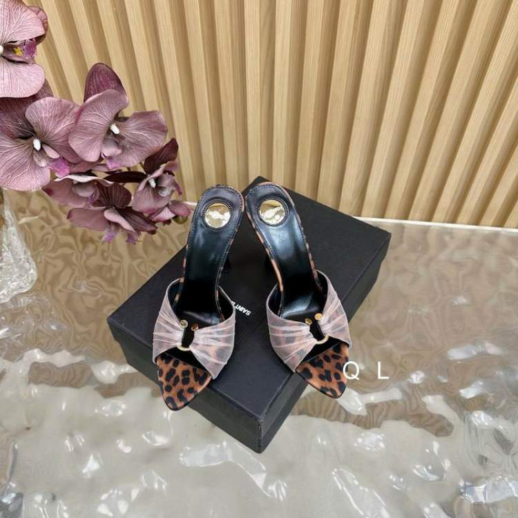 Picture of YSL Shoes _SKUYSLsz35-40LL070820678